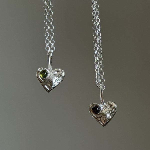 COLLAR CRÁTER CORAZÓN